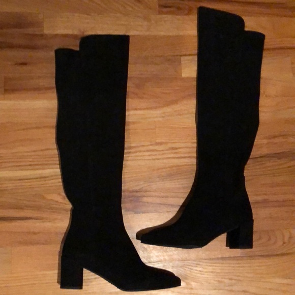 stuart weitzman wide shoes